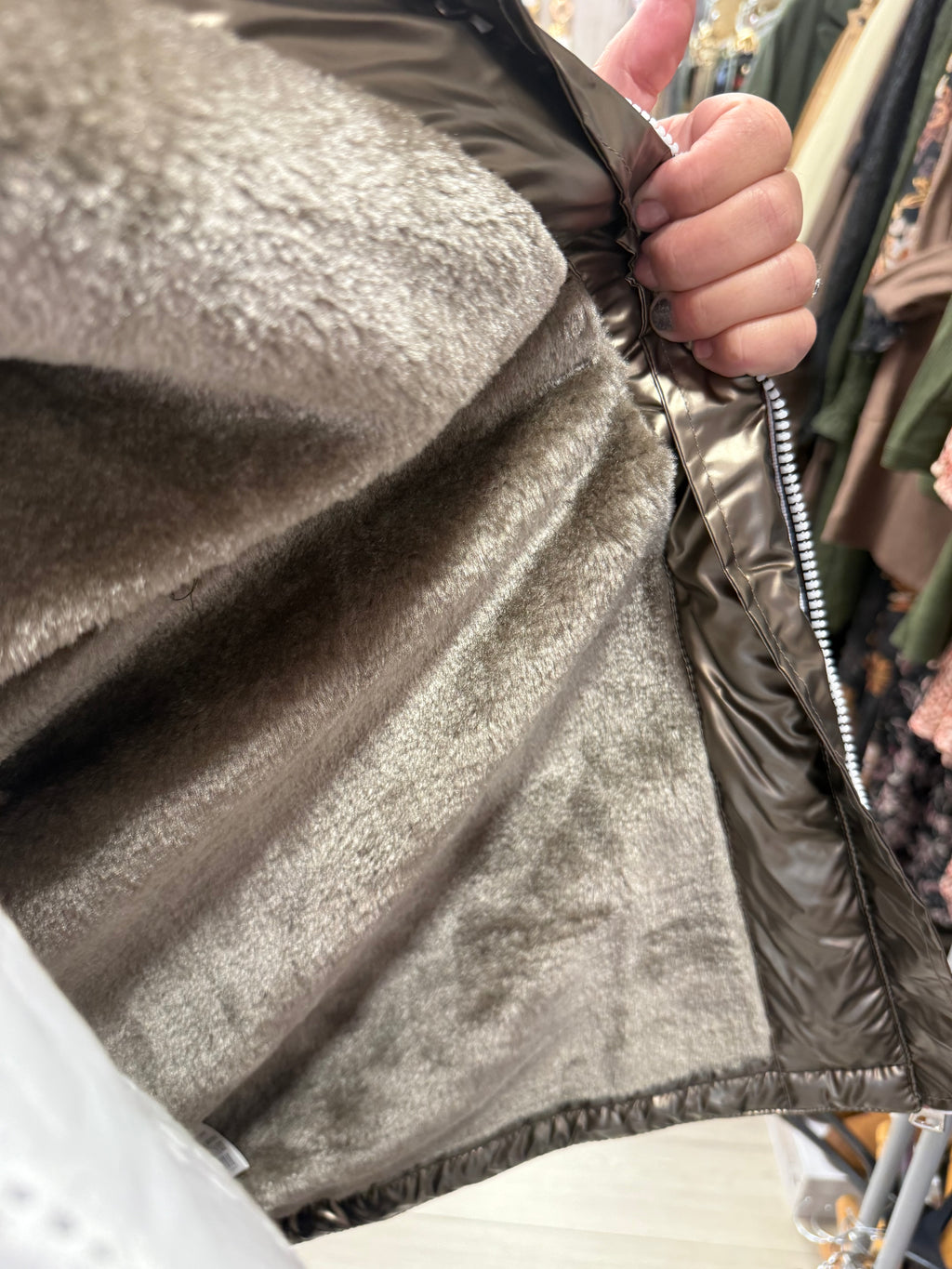 Imperméable fourrė couleur bronze