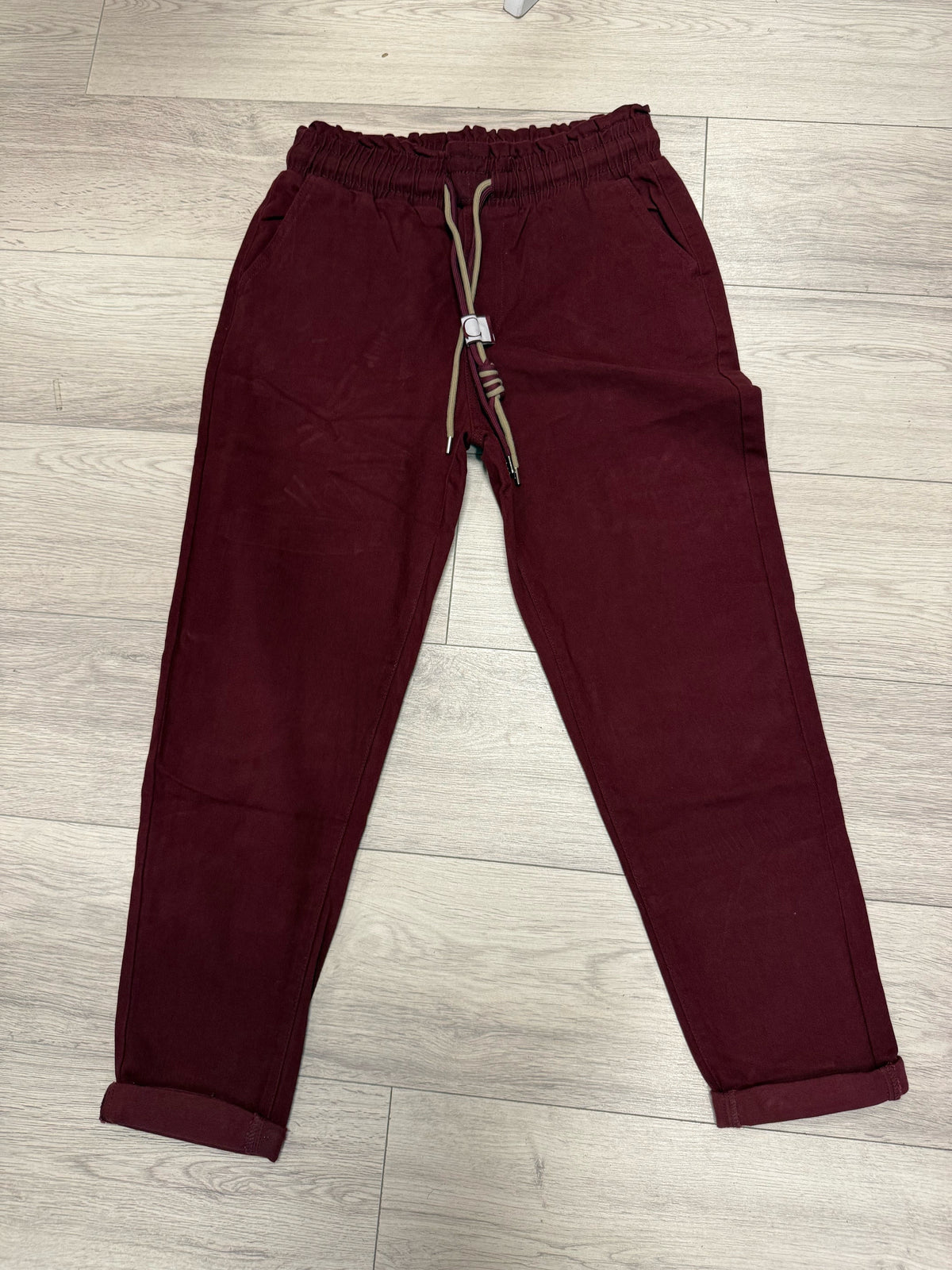 Pantalon taille élastique bordeaux