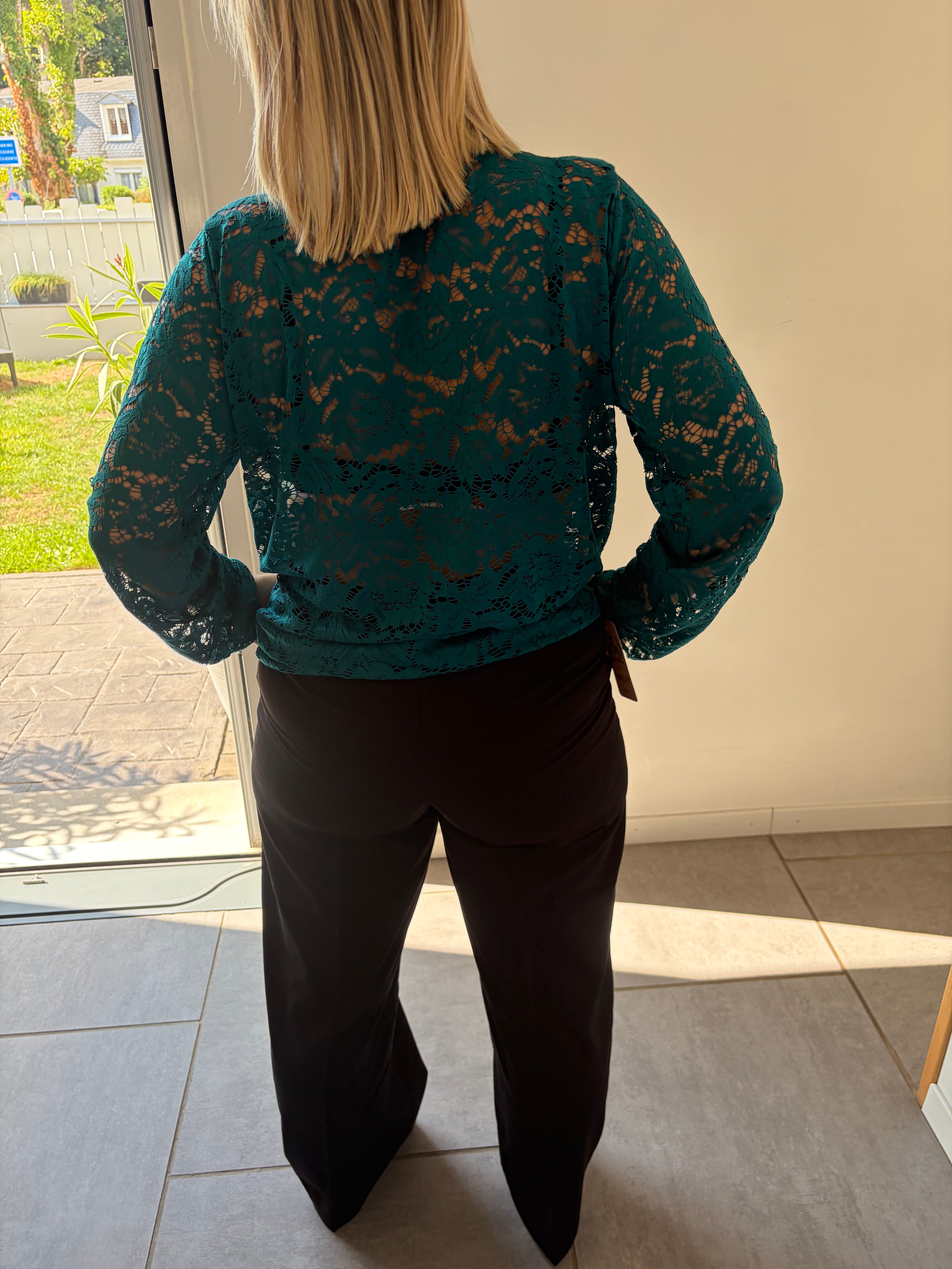 Haut dentelle taille unique