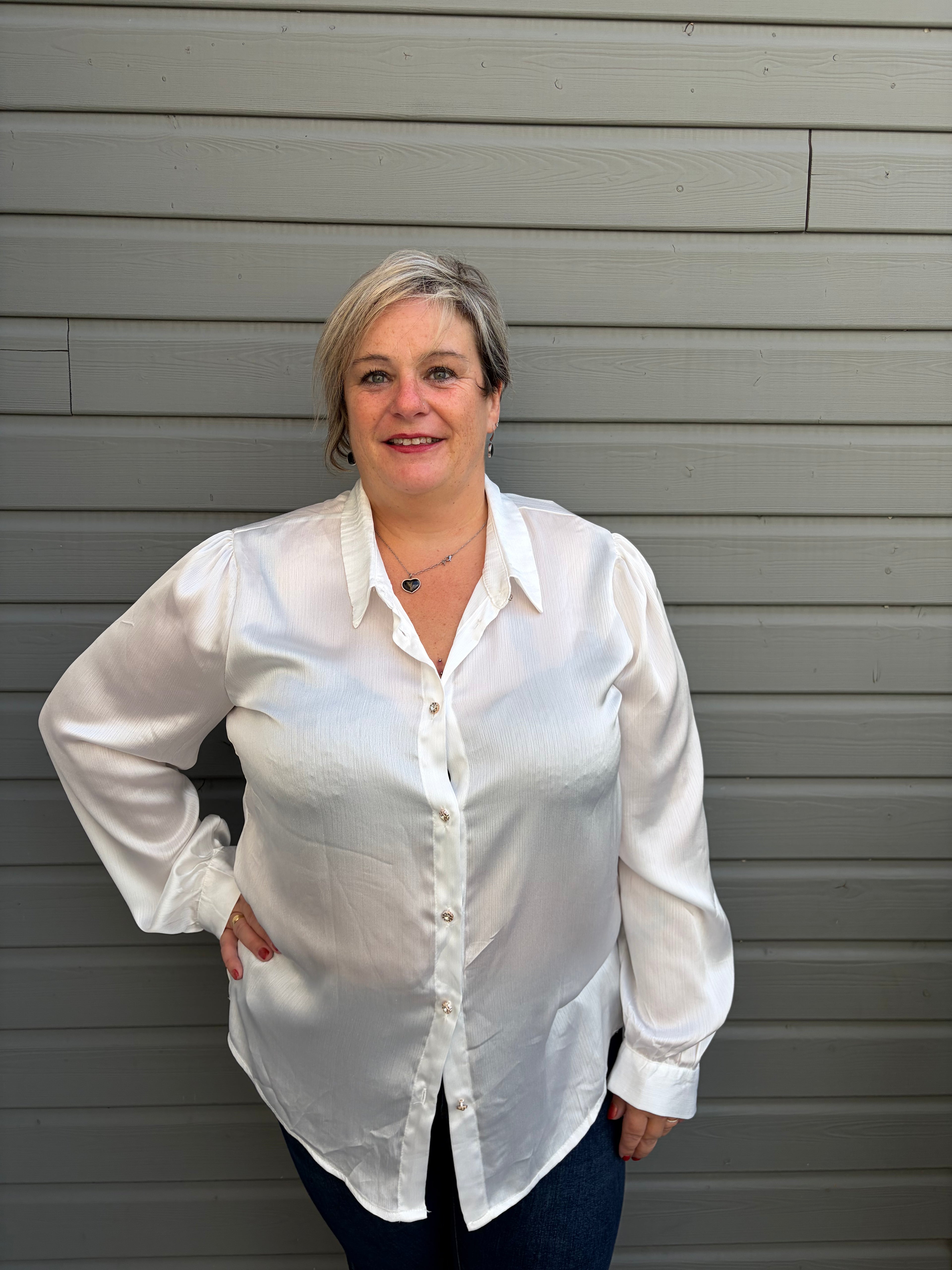 blouse blanche