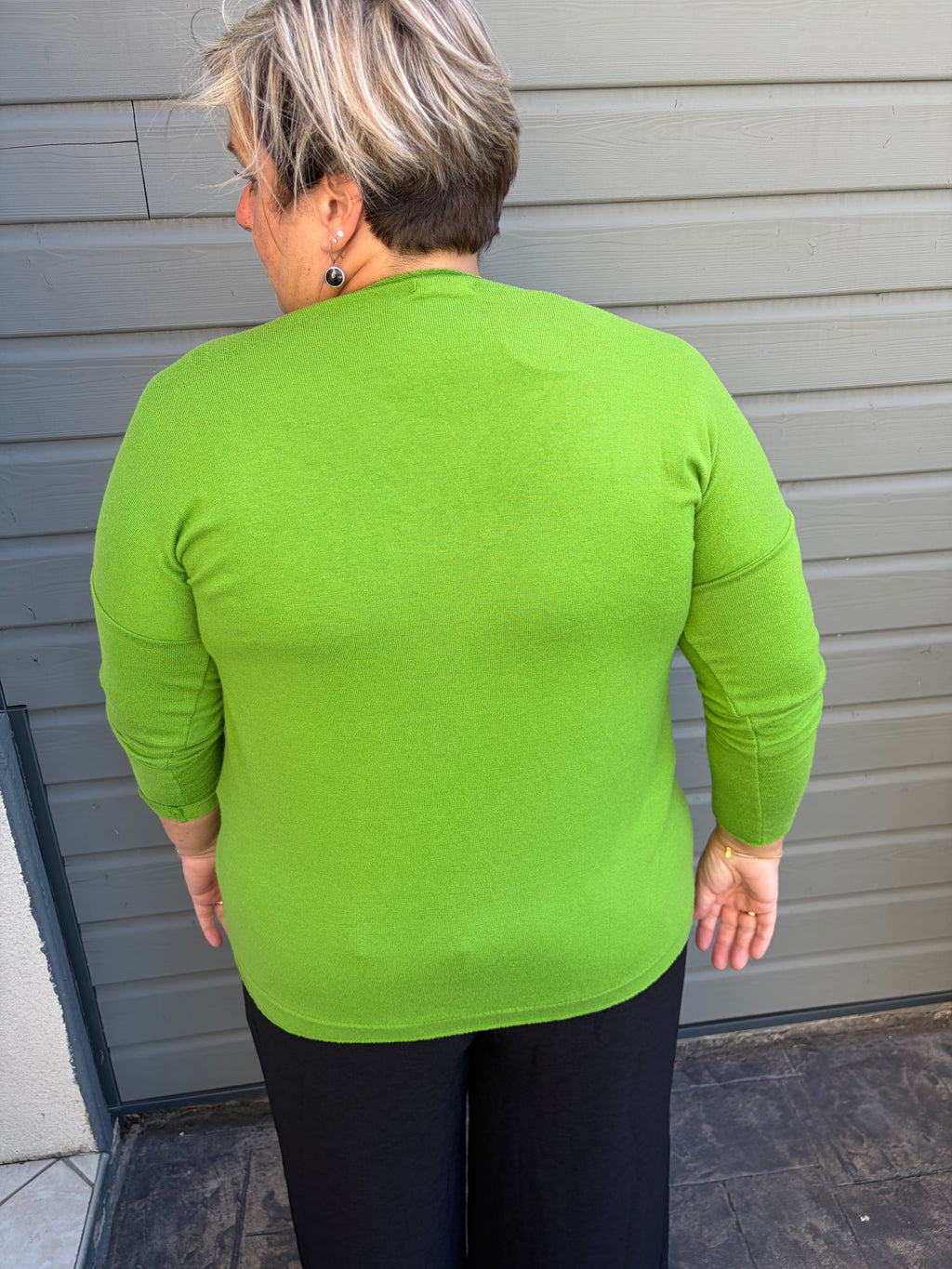 Petit Pull Vert Clair – Libellule Pailletée