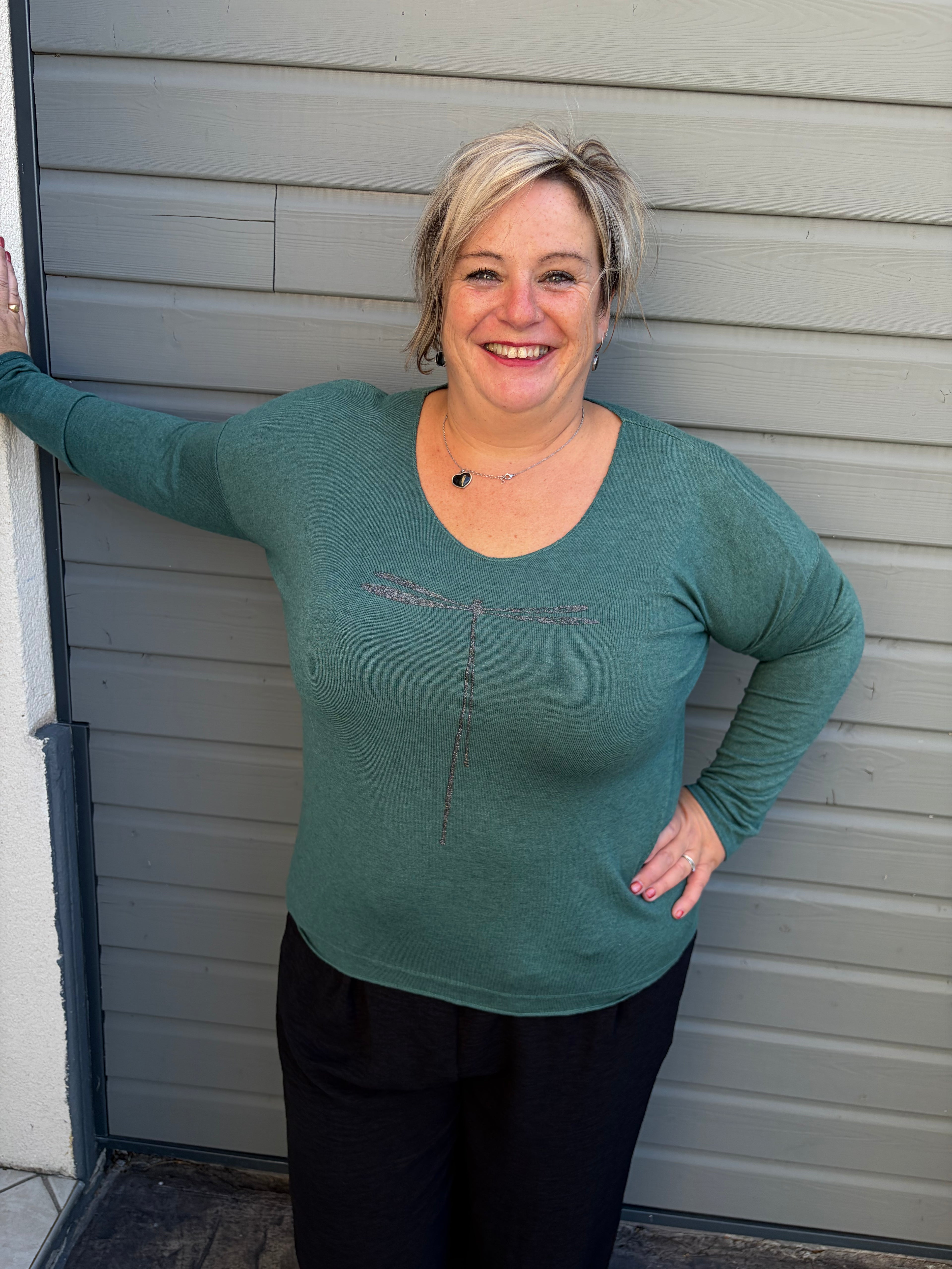 Petit Pull Bleu/ Vert – Libellule Pailletée